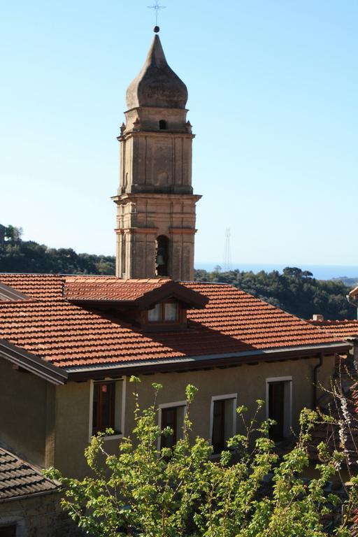 Villa Il Merlo Della Rocca Imperia Zimmer foto